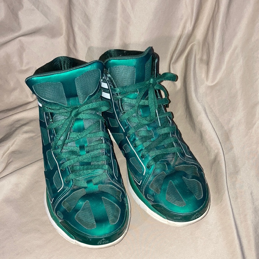 Adidas men’s sneakers.